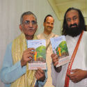 Sanatan’s holy texts in English on the subject of ‘Guru’ released by Sri Sri Sri Ravishankar